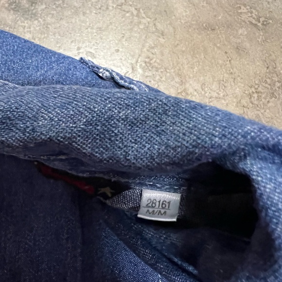 Vintage Razzle Dazzle Denim Short Sleeve Cropped Button-Up - Picture 13 of 13